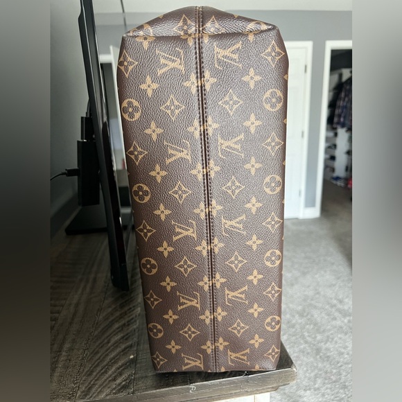 Authentic Louis Vuitton Graceful MM, peony inside - Picture 6 of 14